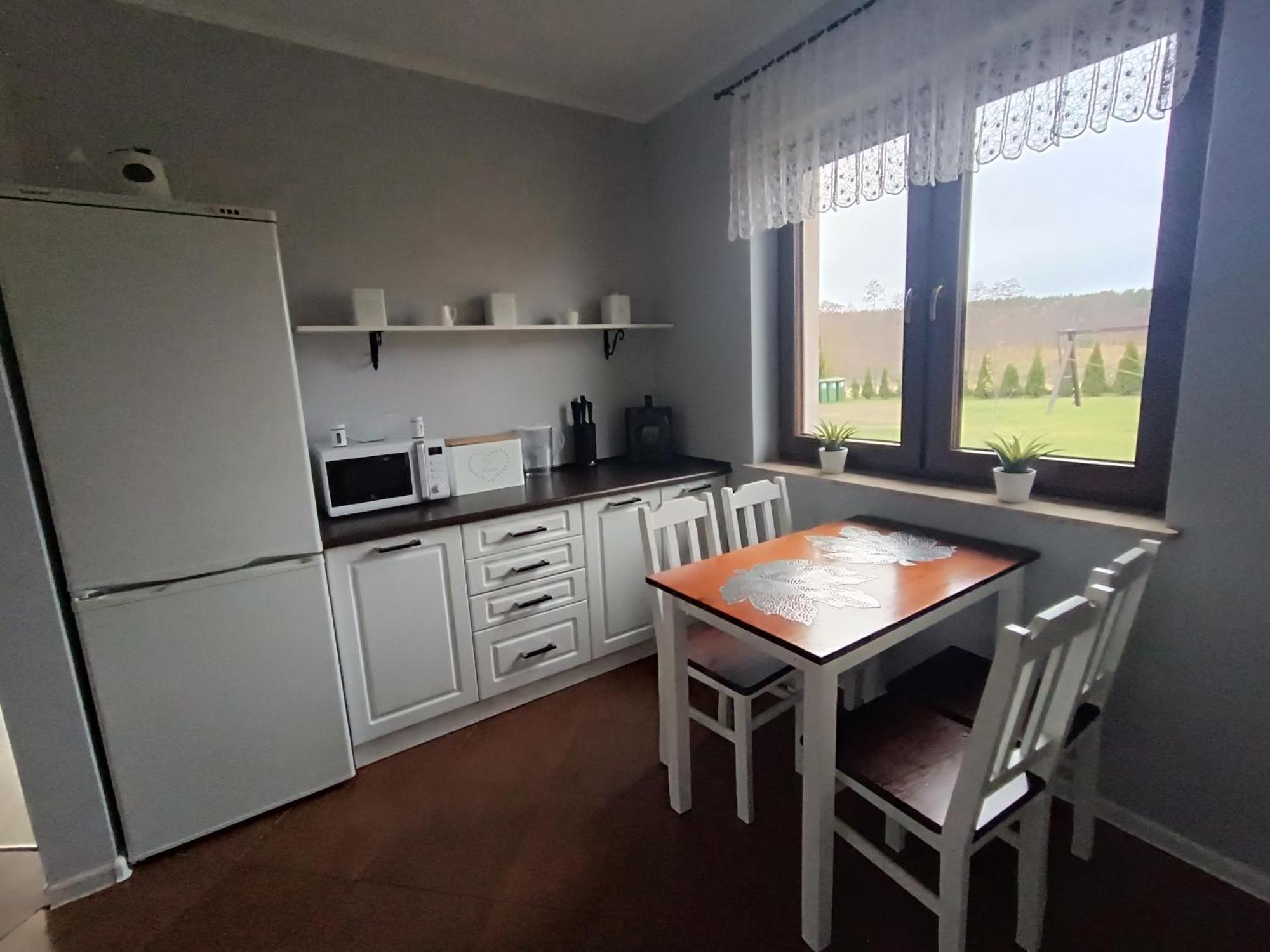 Dom Nad Jeziorem - Natalia Kołczewo Exteriör bild